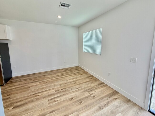 Photo - 6991 Del Rosa Ave