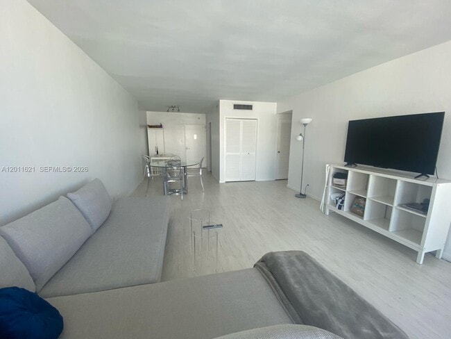 Photo - 1200 West Ave Unit PH22