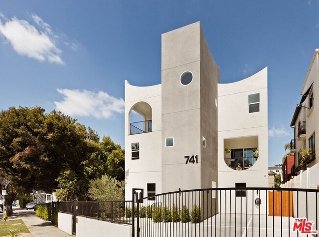 Photo - 741 Silver Lake Blvd