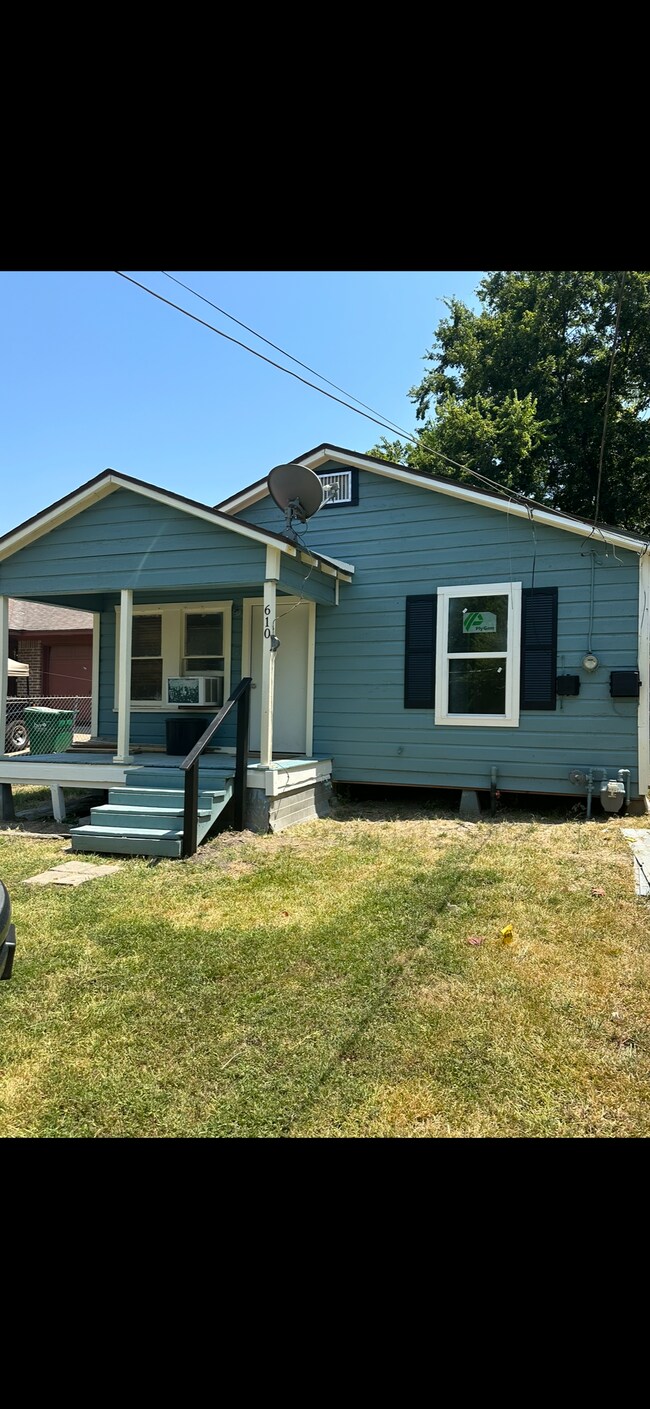 610 Campbell St Rental For Rent in Brenham, TX