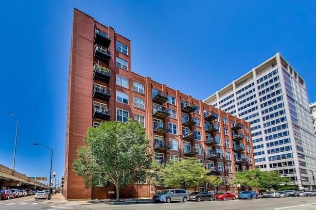 Photo - 420 S Clinton St Condo Unit 218