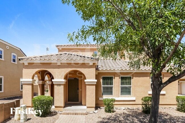 Building Photo - 2226 S Buckaroo Trail