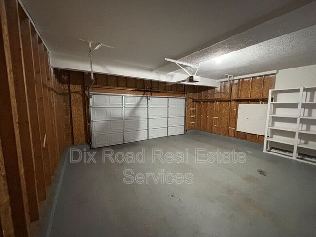 Photo - 17 Ambergreen Ct