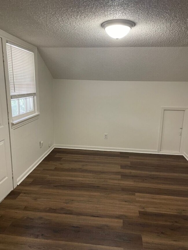 Photo - 146 South Sims Avenue Unidad 118