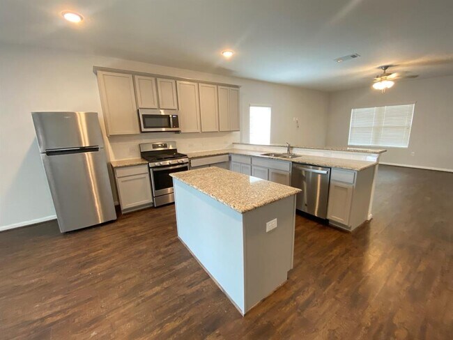 Photo - 220 Timber Brook Dr