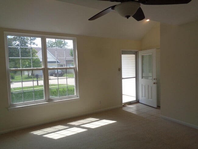 Photo - 4008 Meadow View Dr