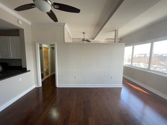 Photo - 800 4th St SW Unit s819