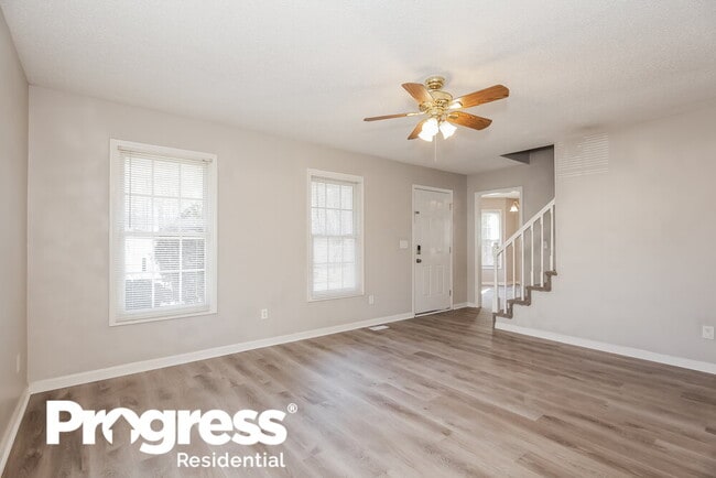 Photo - 201 Linville Ct