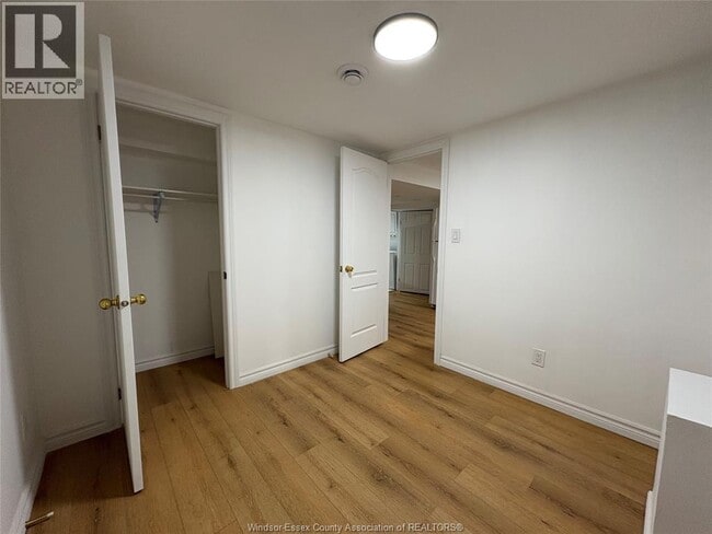 Photo - 2148 Tecumseh Rd W
