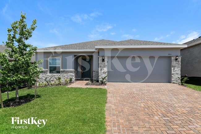 Building Photo - 705 Blackstone St