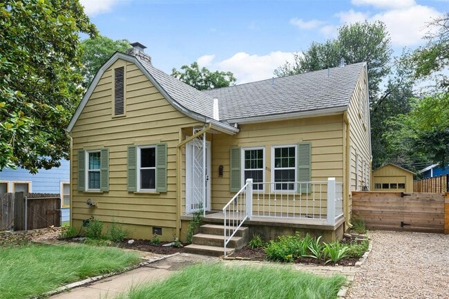 Building Photo - 2111 Kenwood Ave Rental