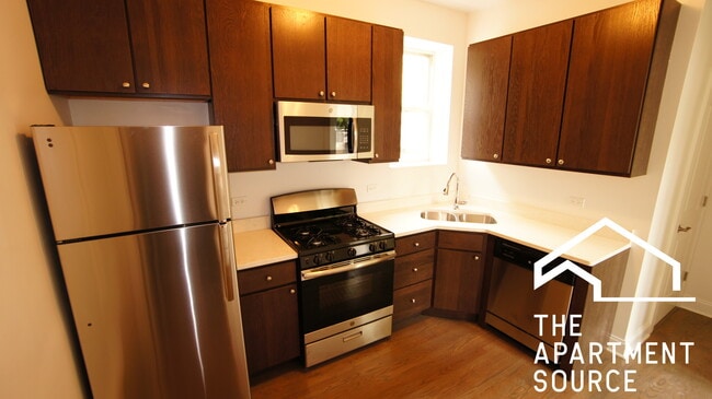 Photo - 2816 N Troy St Unit 1R