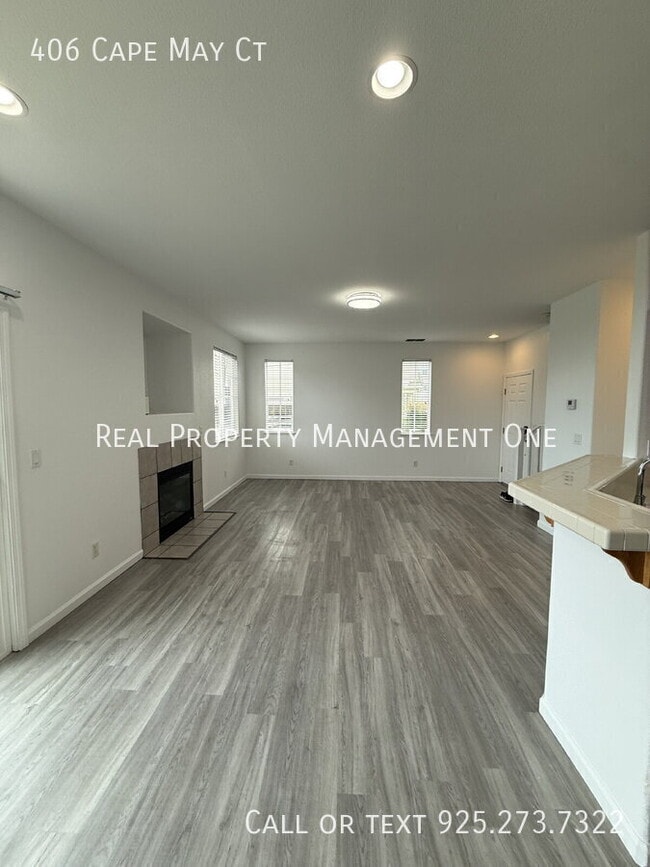 Photo - 406 Cape May Ct