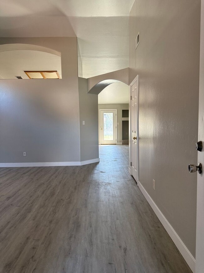 Photo - Spacious 4-Bedroom Home in Southwest Bakersfield