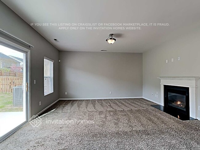 Photo - 2036 Blue Iris Dr