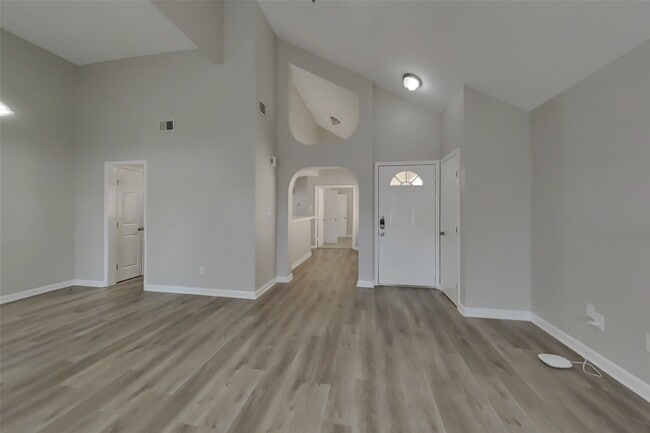 Photo - 16027 Hidden Acres Dr