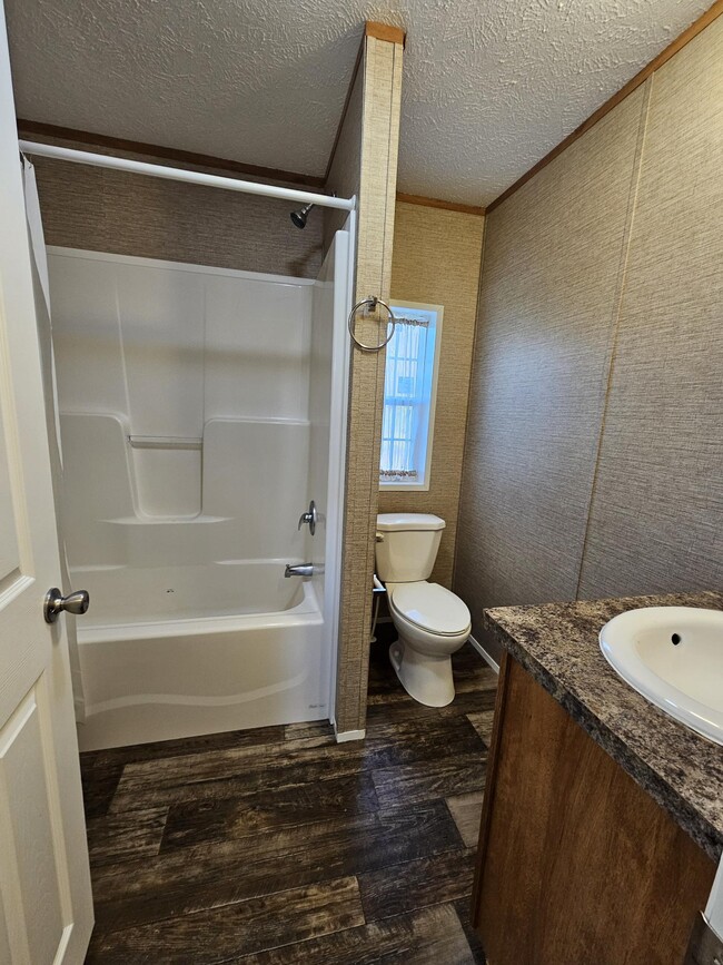 Photo - 9 Mapledale Acres