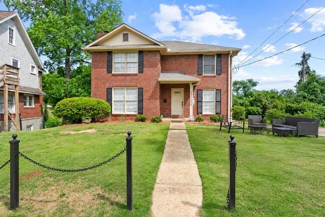 Building Photo - 1414 Caplewood Dr Unit 1414 Caplewood Drive