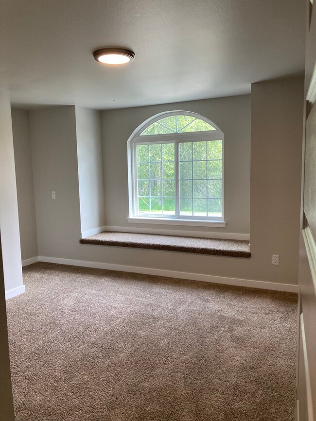 Photo - 620 27th Ave SE