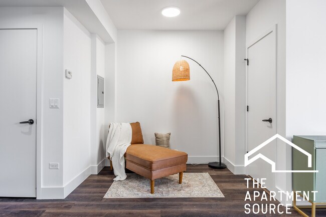 Photo - 1555 W Hollywood Ave Unit 313