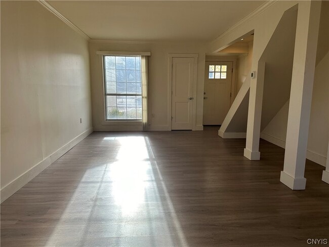 Photo - 229 Wildwood