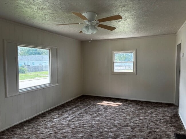 Photo - 1227-1229 Avenue Unit 1229