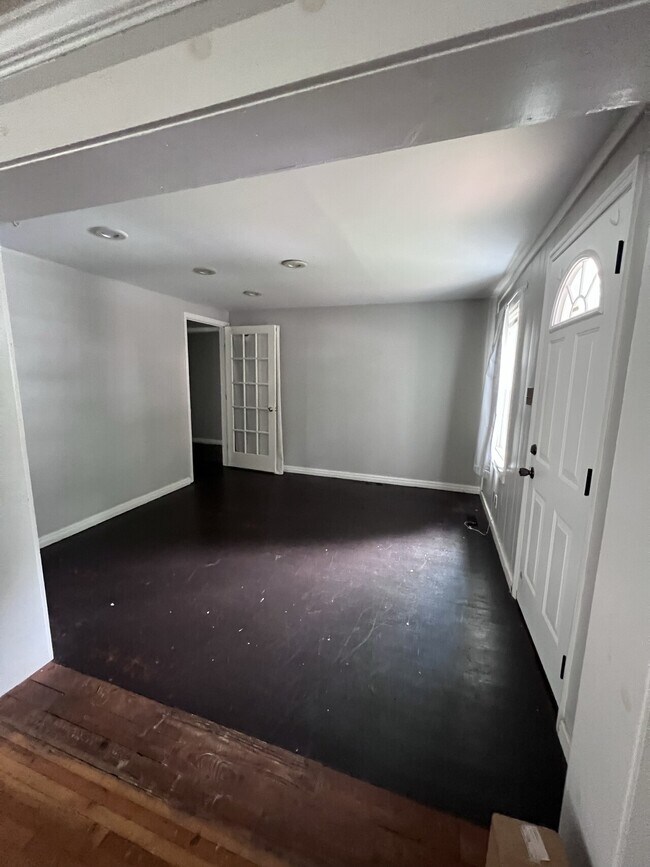 Photo - 210 Walnut St Unit 1