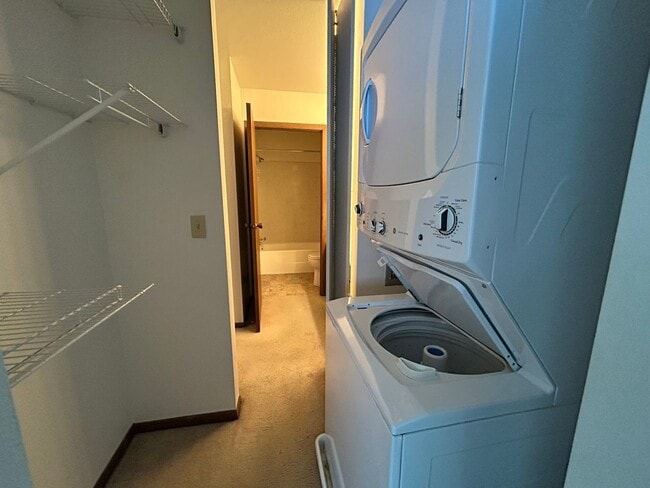 Photo - SHI RENTAL Unidad 5337-102 Rent