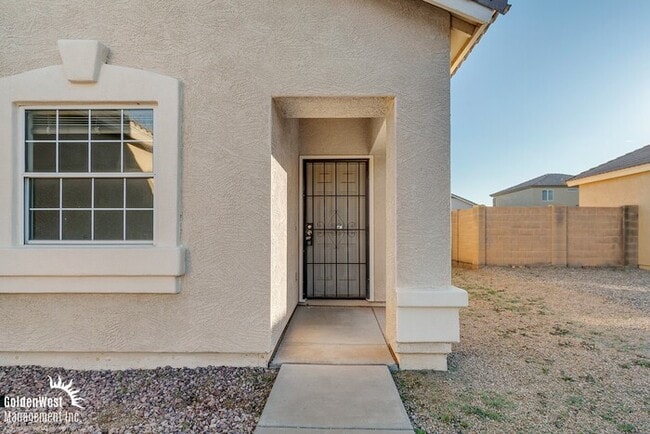 Photo - Updated 3Bdm 2Ba Home in Surprise!