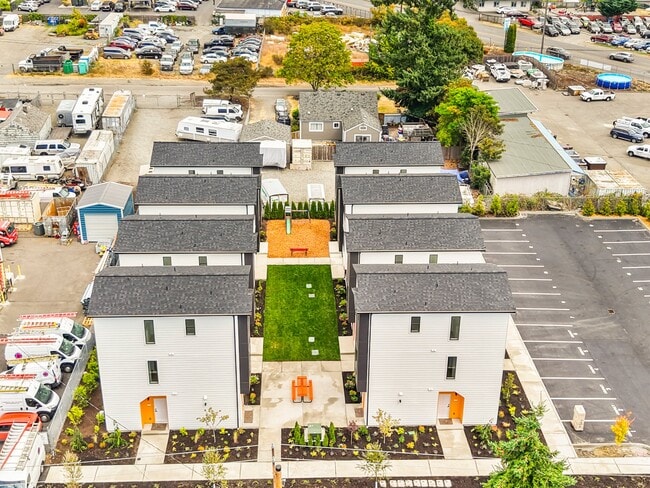 Photo - 7537 Grange St W Unit 7537