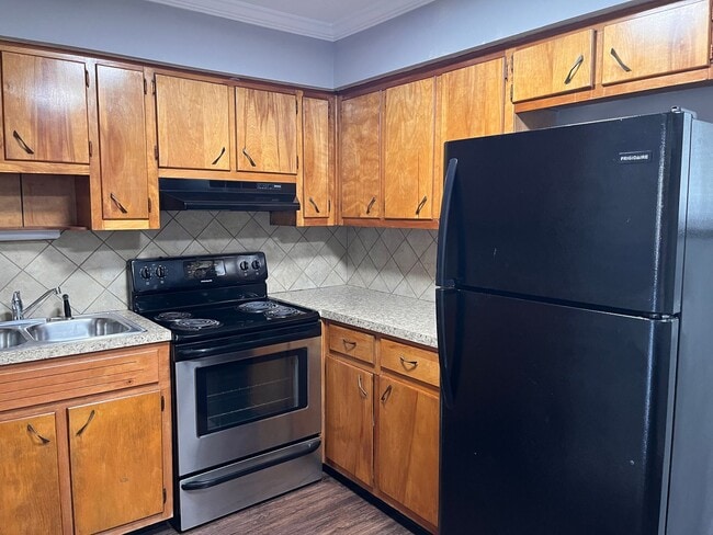 Moreland Drive Apartments