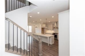 Photo - 816 Dodd Trl