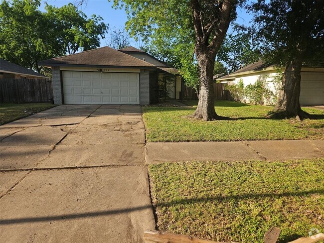 Building Photo - 14138 Clear Forest Dr Rental
