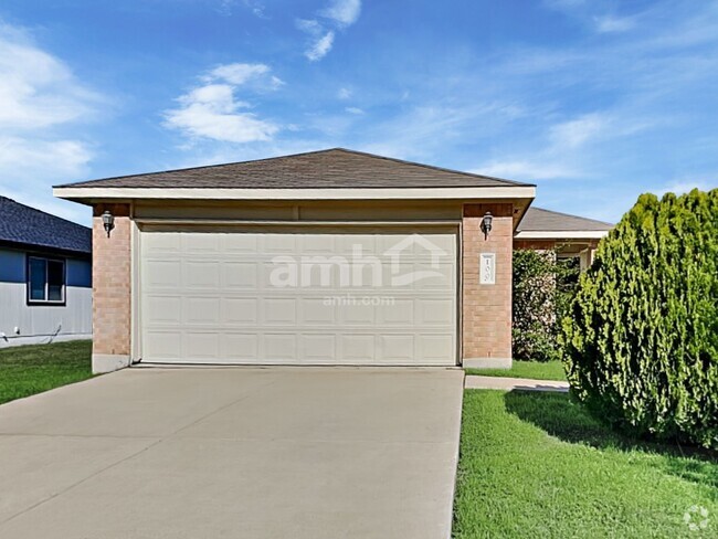Building Photo - 100 Meadow Lark Ln Rental