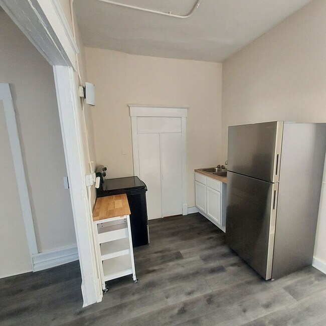 Photo - 501 S Race St Unidad #3