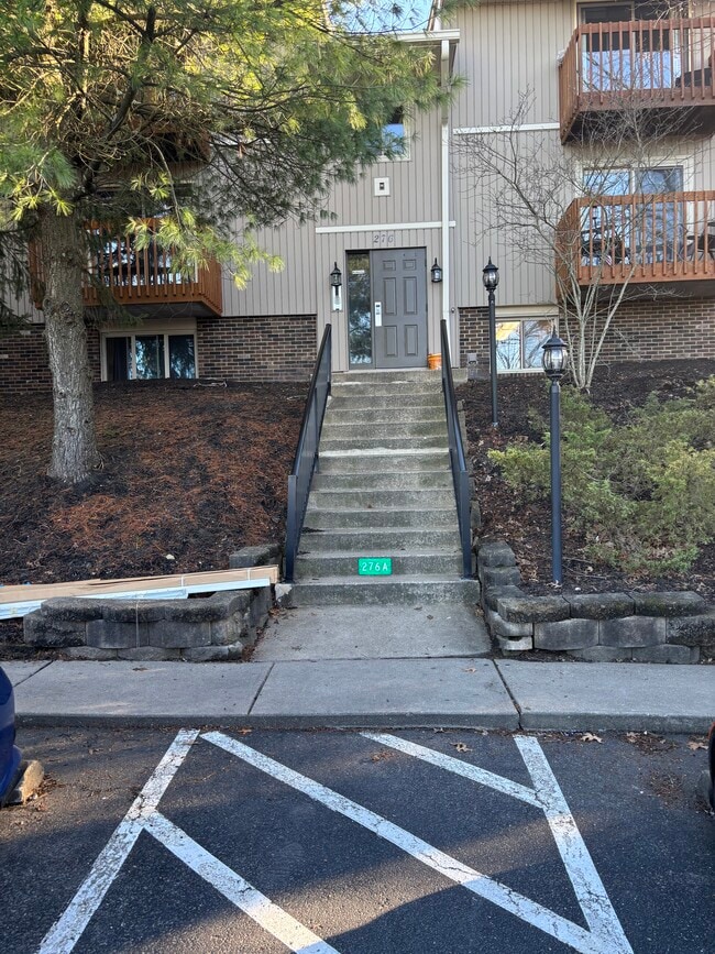 Building Photo - 27619 Evergreen Run Unit 27619 Evergreen Run