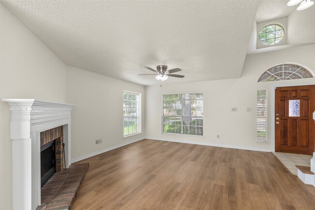 Photo - 2807 Grants Lake Blvd