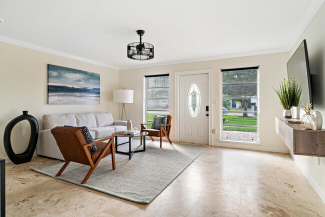 Photo - 9154 Bloomfield Dr