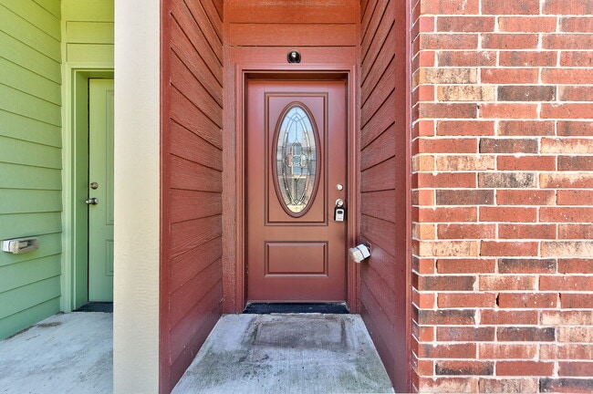 Photo - 2113 Houston Ave