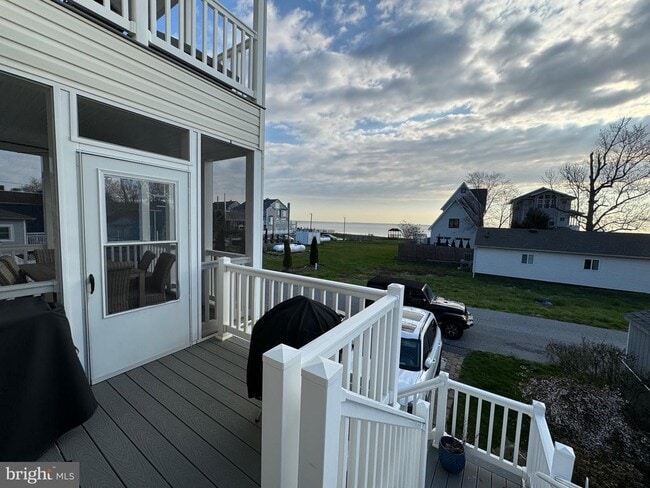 Photo - 8315 Bayside Rd