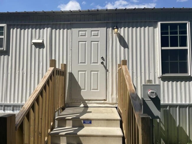 Photo - 94 Knox Dr