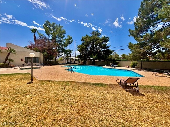 Photo - 2011 Cutlass Dr Unidad -