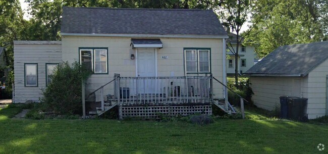 Building Photo - 1BD/1BA HOME!
