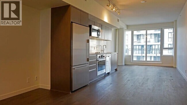 1009 Harwood St Unit 903