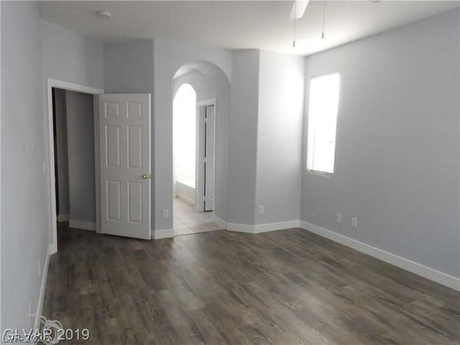 Building Photo - 11440 Parkersburg Ave