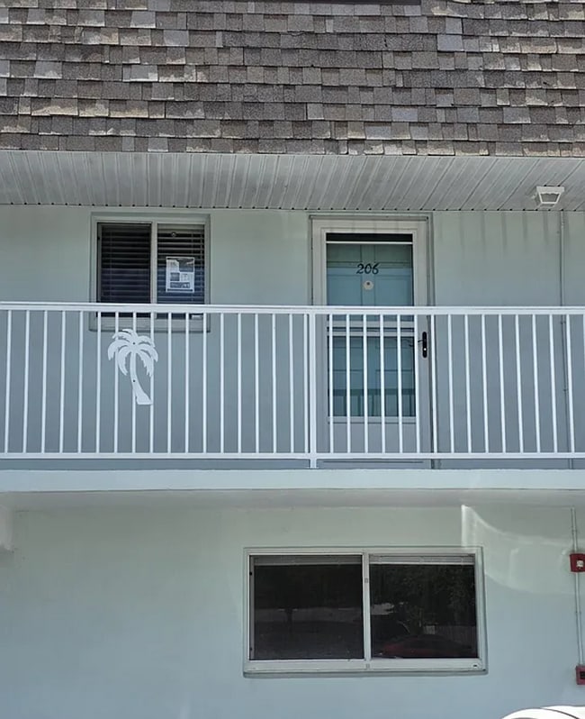 Photo - 2 Bedroom Beachside Condo in the Heart of Beachside Ormond Beach FL