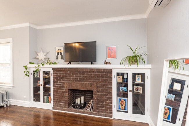 Photo - 4014 W Nelson St Unit 1