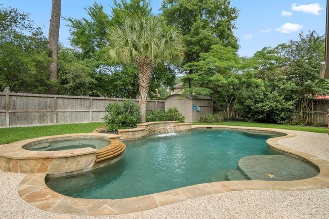 Photo - 1927 Enchanted Park Dr