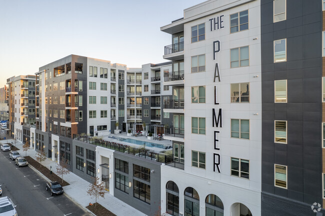 The Palmer Exterior - The Palmer Apartments