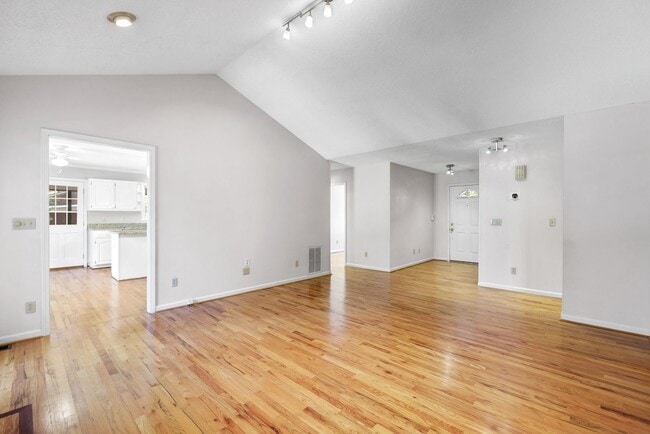 Photo - Beautiful Home in Greer Country Club Estates W/Bonus Room